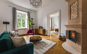 Stylowy Apartament w centrum Piecowy Zakątek